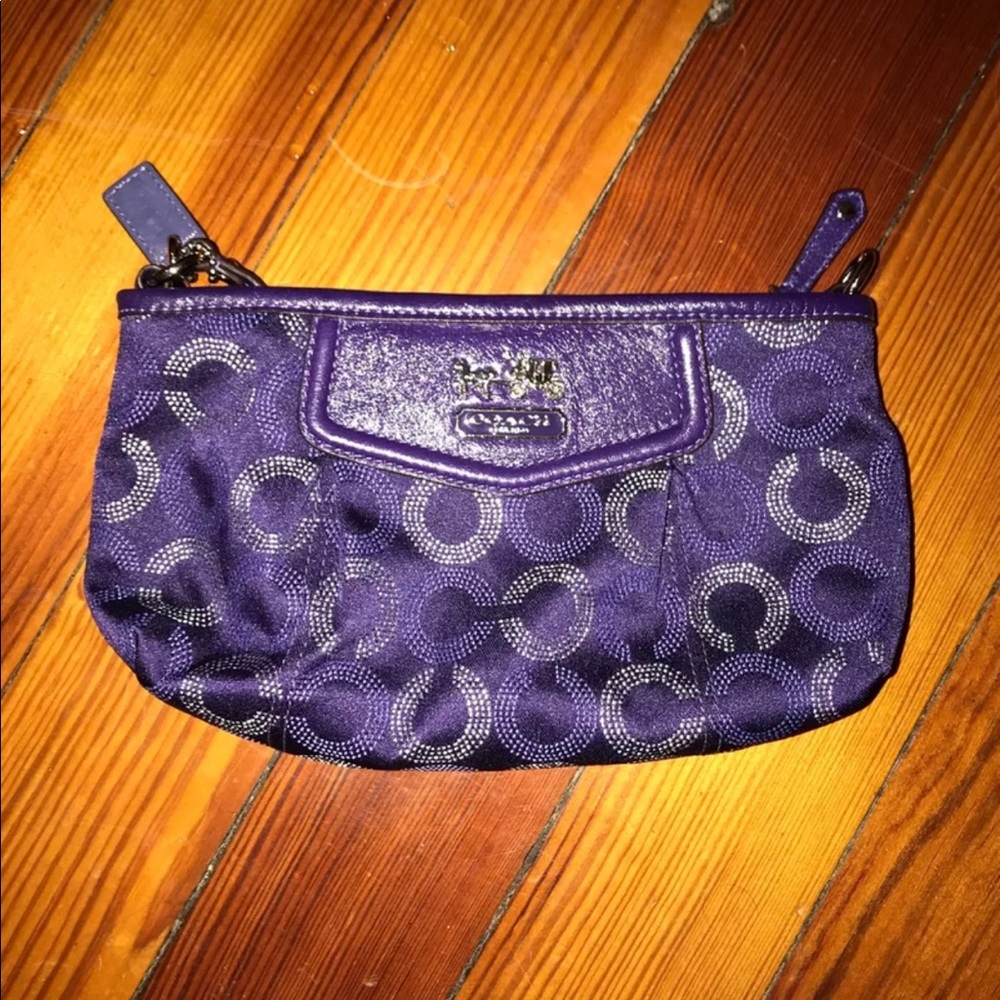 Coach Wristlet - Picture 4 of 4